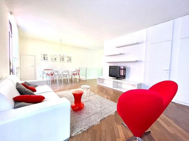 Domus Verona - Ampia Moderna Casa Su 2 Piani Nel Cuore Di Verona Eksteriør bilde