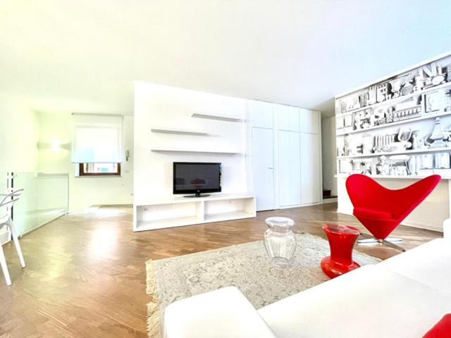 Domus Verona - Ampia Moderna Casa Su 2 Piani Nel Cuore Di Verona Eksteriør bilde